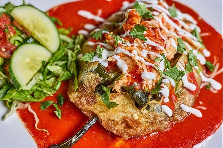 CHICKEN TINGA - CHILE RELLENO