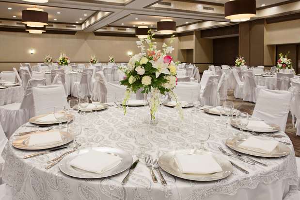 Images DoubleTree by Hilton Hotel San Bernardino