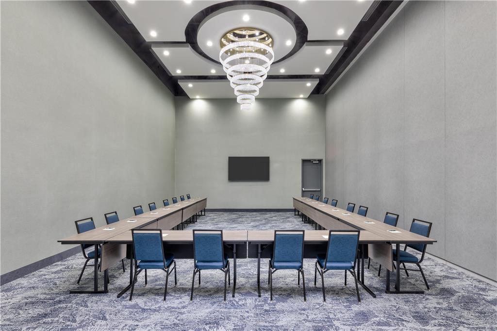 Home2 Suites by Hilton Paris Image