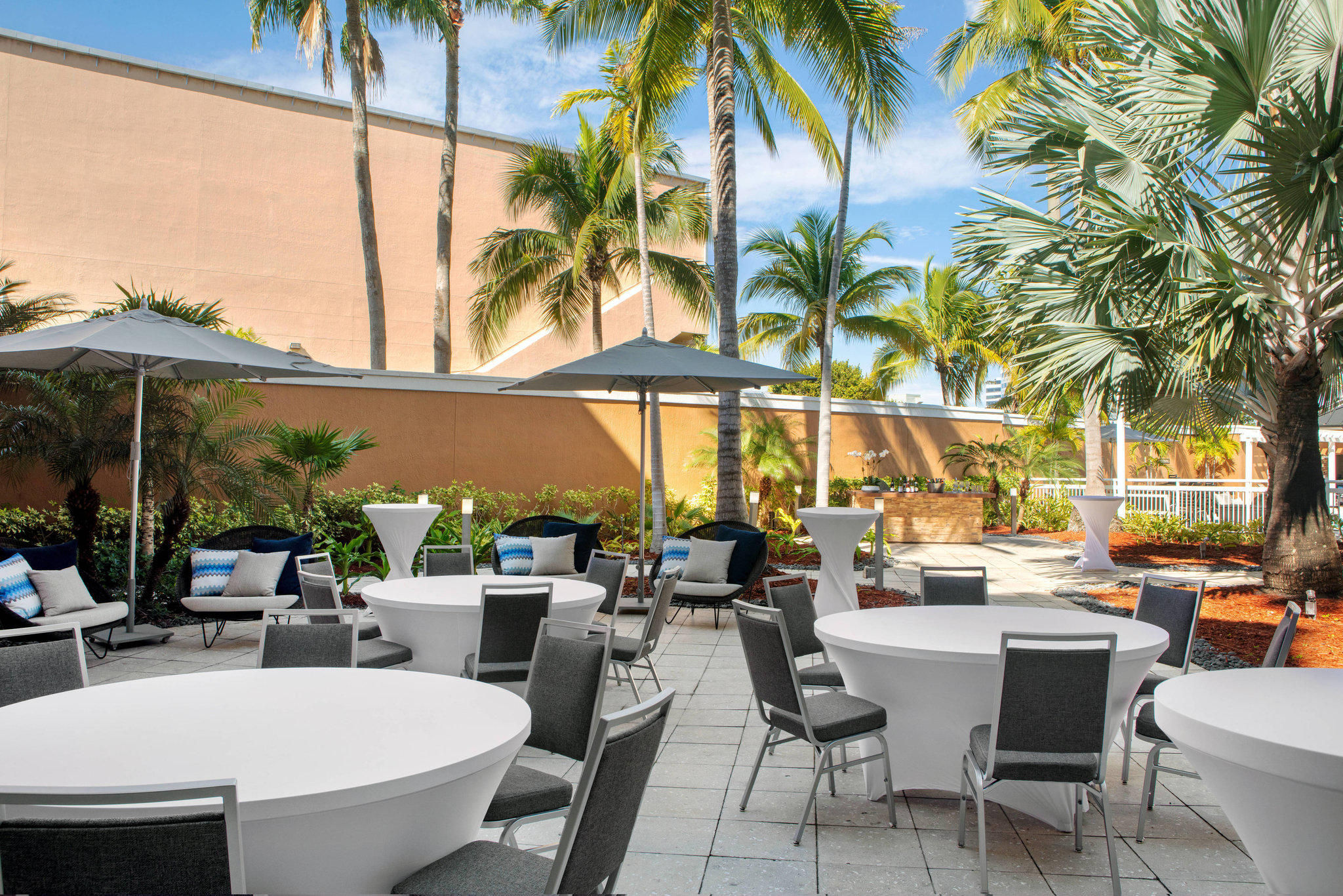 Courtyard by Marriott Miami Aventura Mall Photo