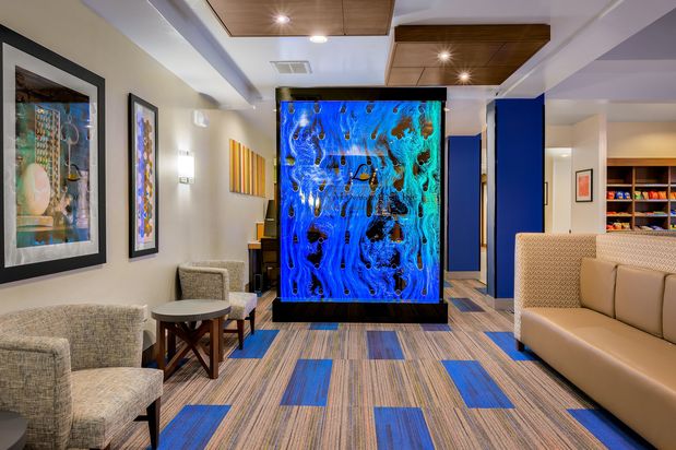 Images Holiday Inn Express & Suites Oroville Lake