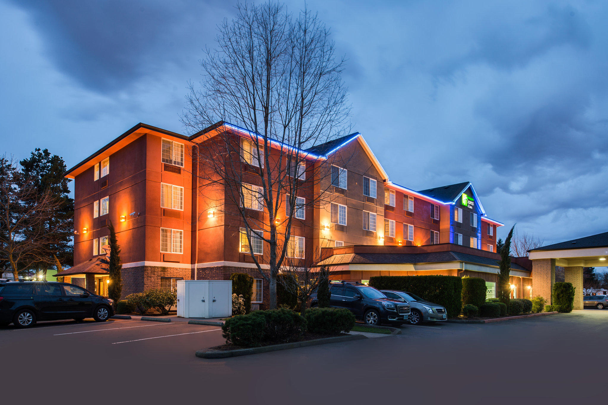 Holiday Inn Express & Suites Portland-Jantzen Beach Photo