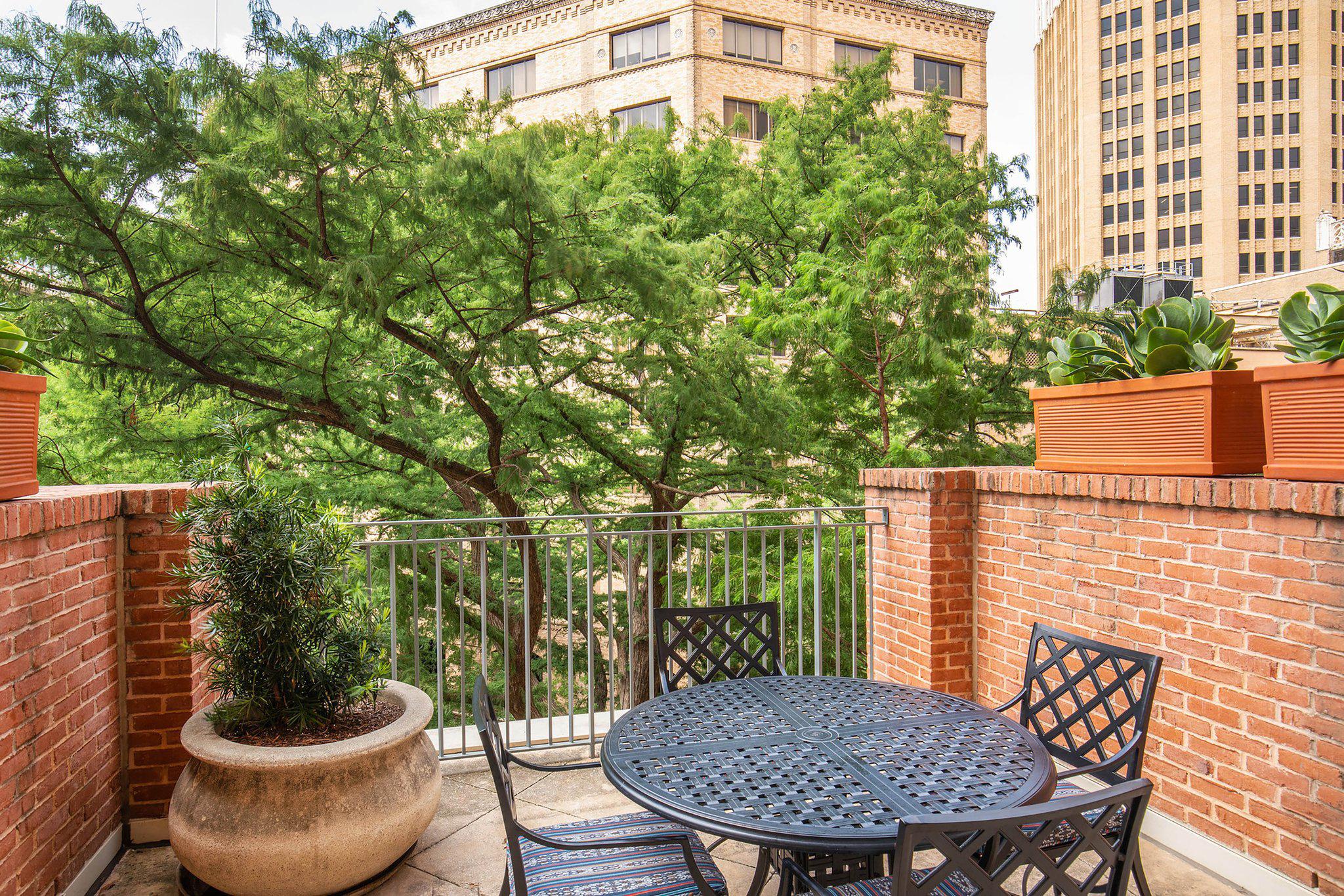 The Westin Riverwalk, San Antonio Photo