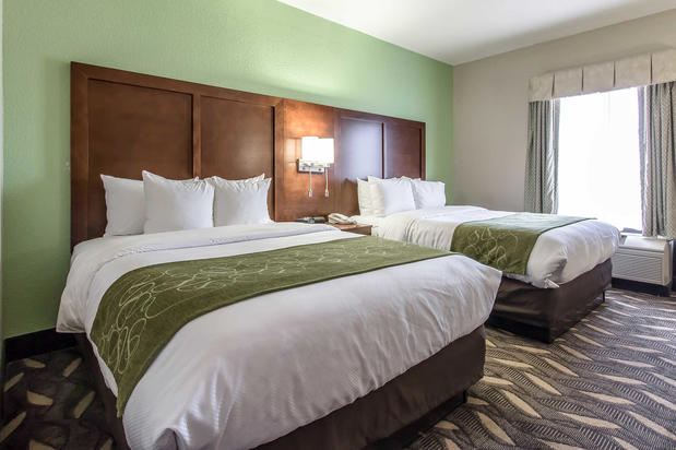 Images Comfort Suites