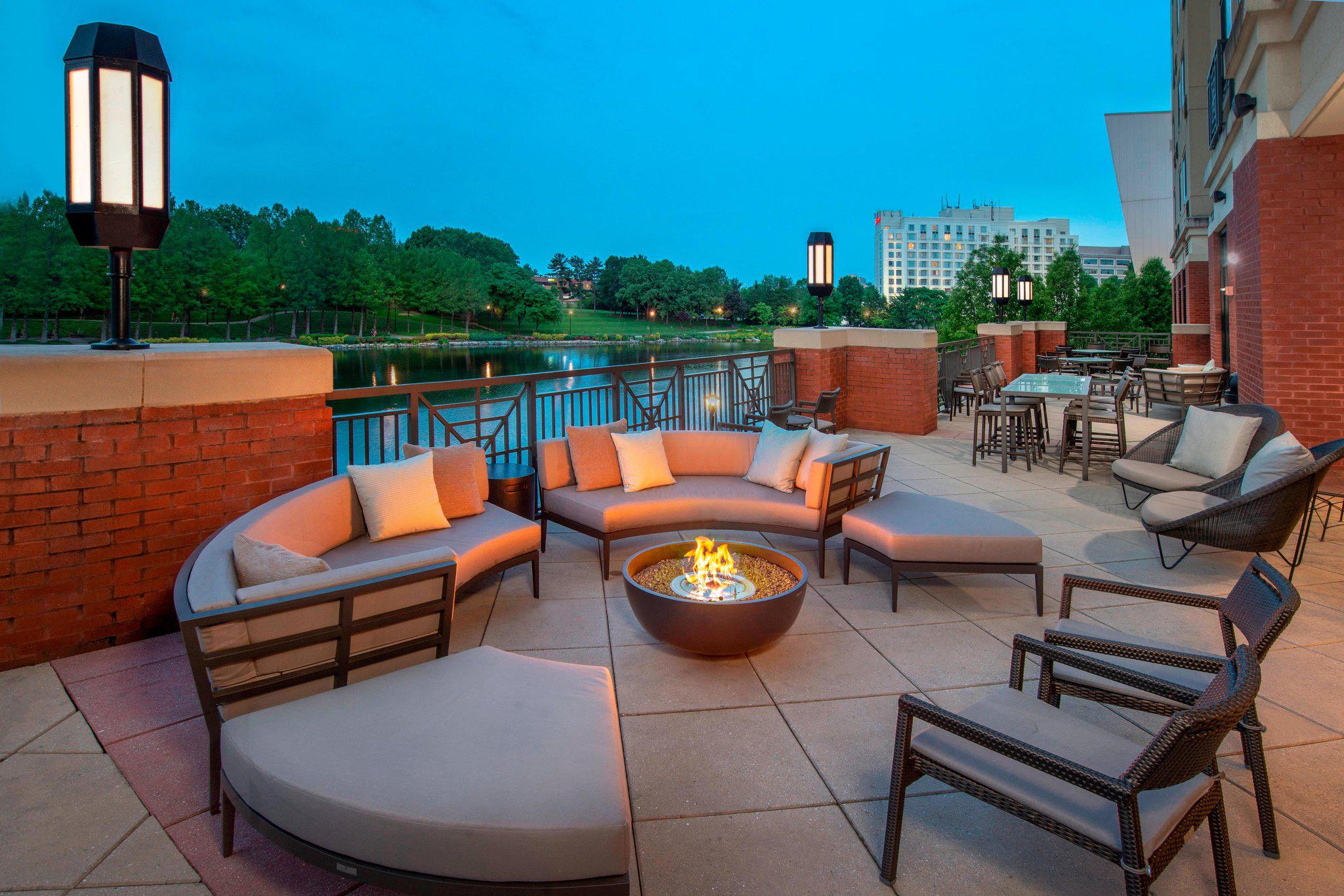 Courtyard by Marriott Gaithersburg Washingtonian Center Photo