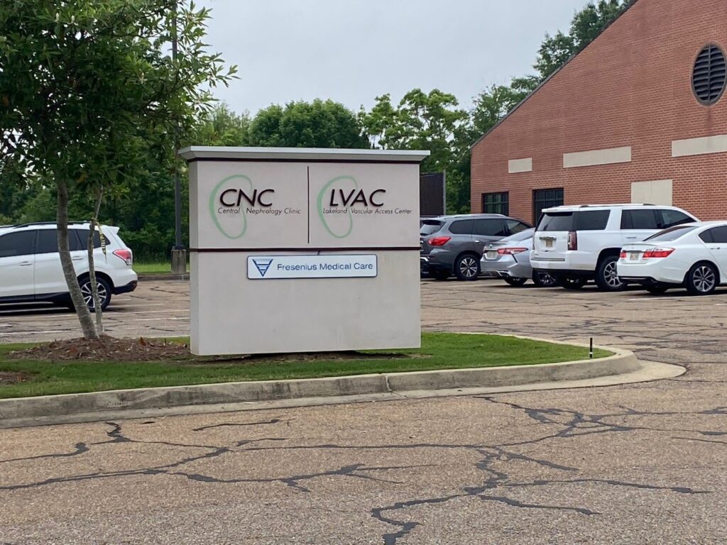 The outside sign for Lakeland Vascular Access Center