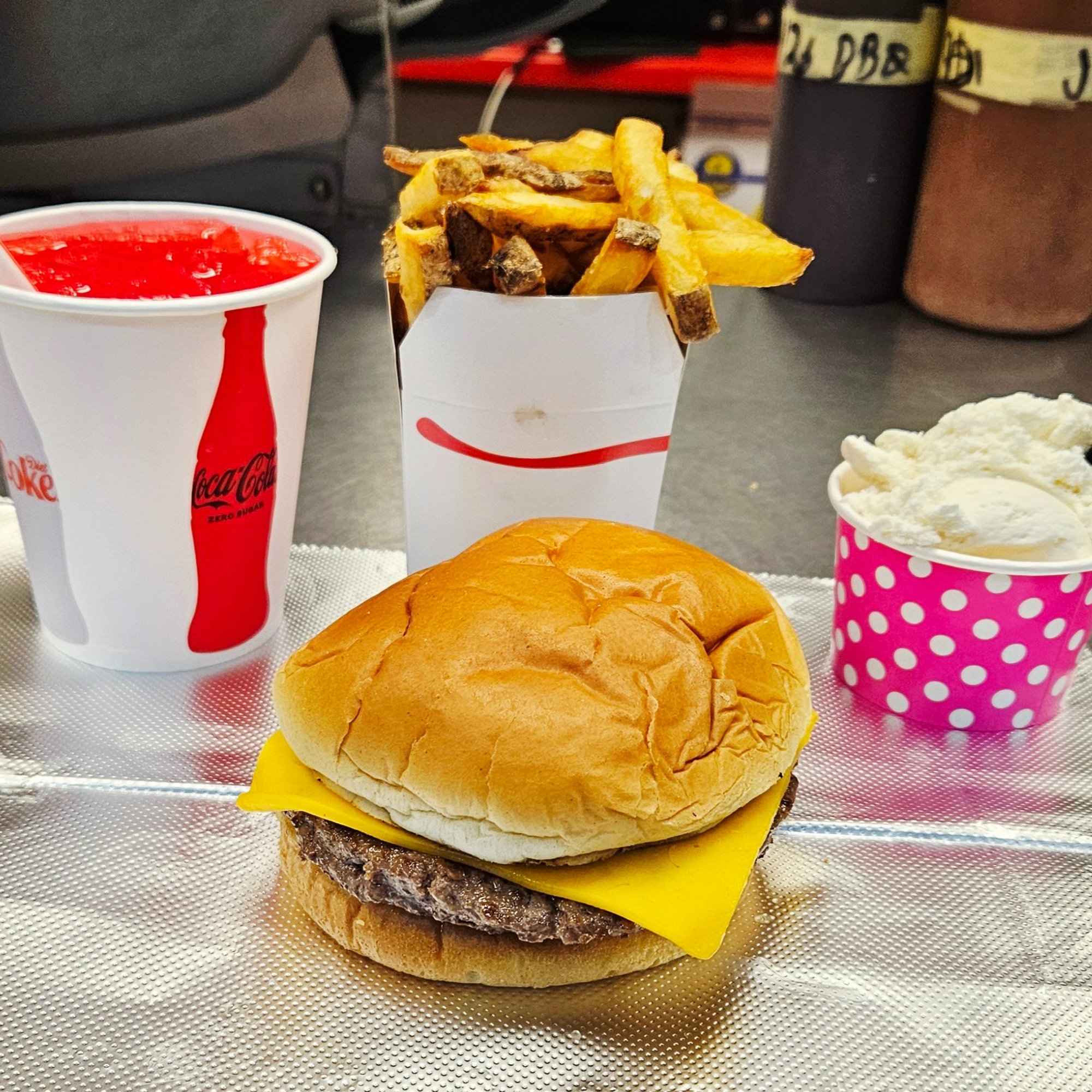 Kids Cheeseburger
