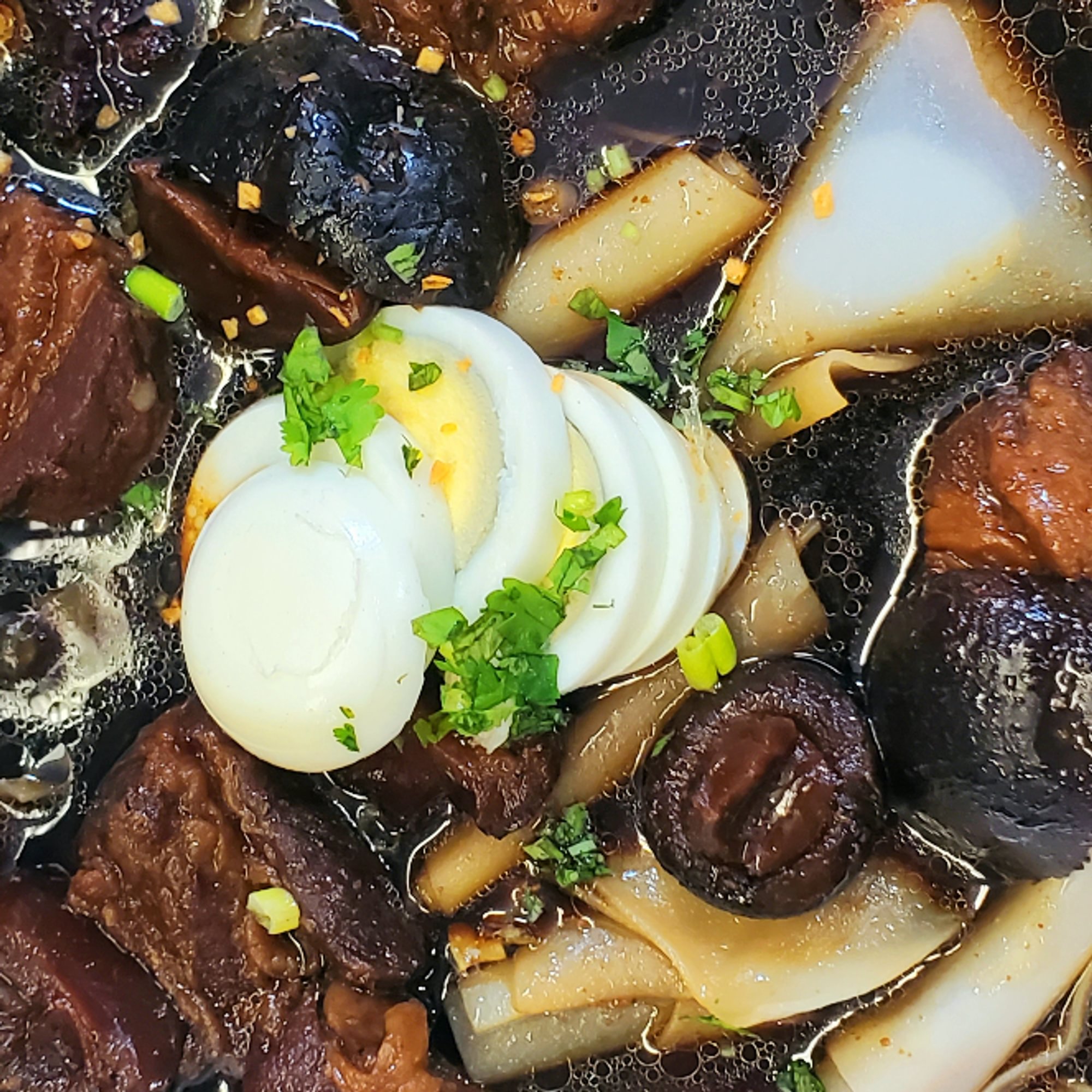 Koaw Jub (Sweet Soy Sauce with Pork Chunk)