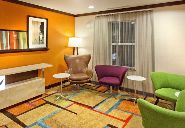 Images Fairfield Inn & Suites by Marriott San Bernardino