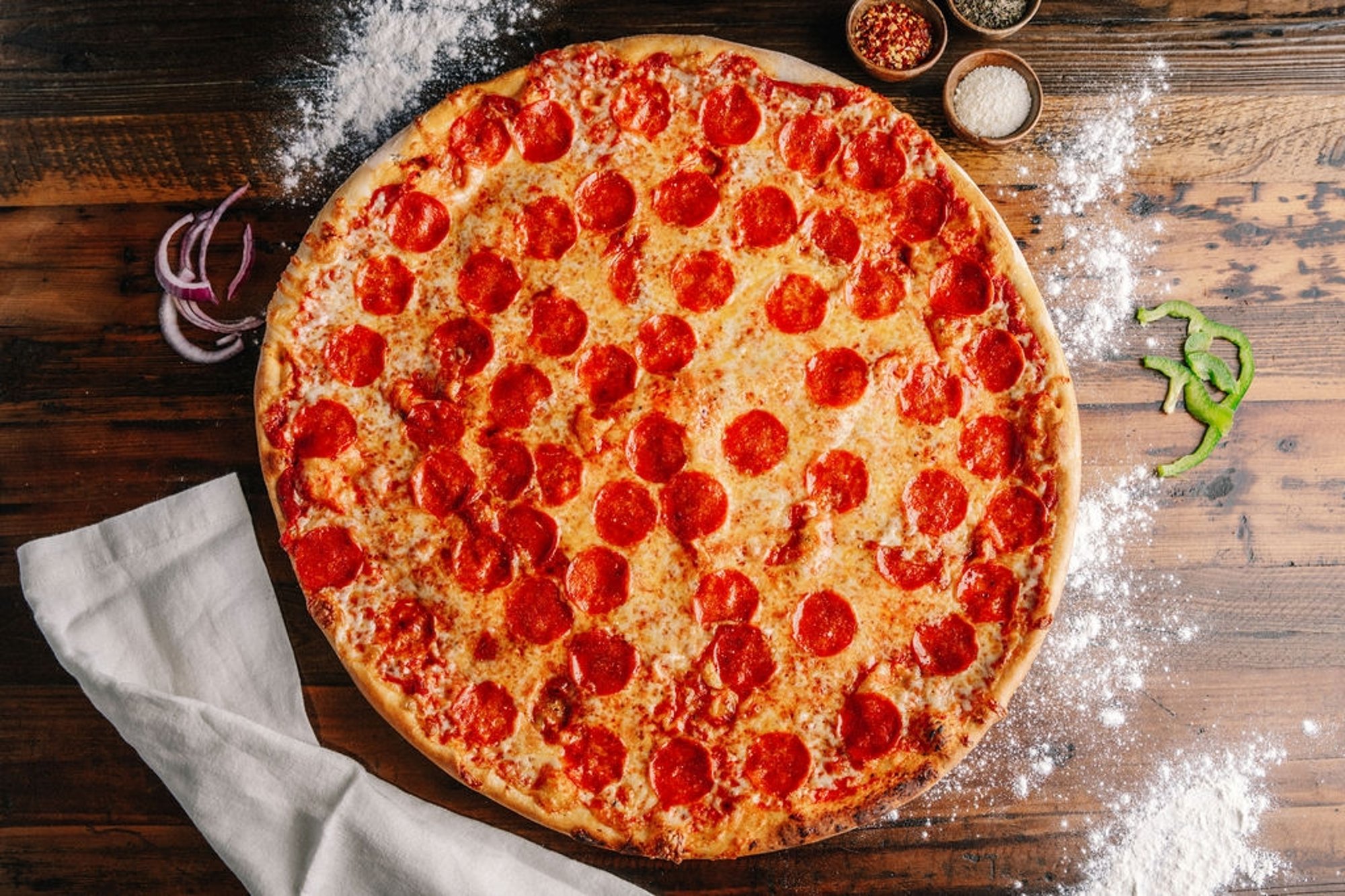 18" Pepperoni Pizza