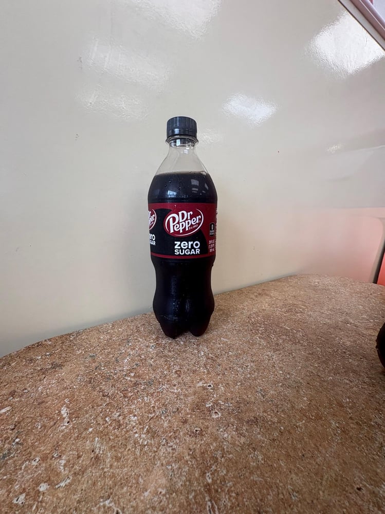 Bottle: Dr. Pepper Zero Sugar