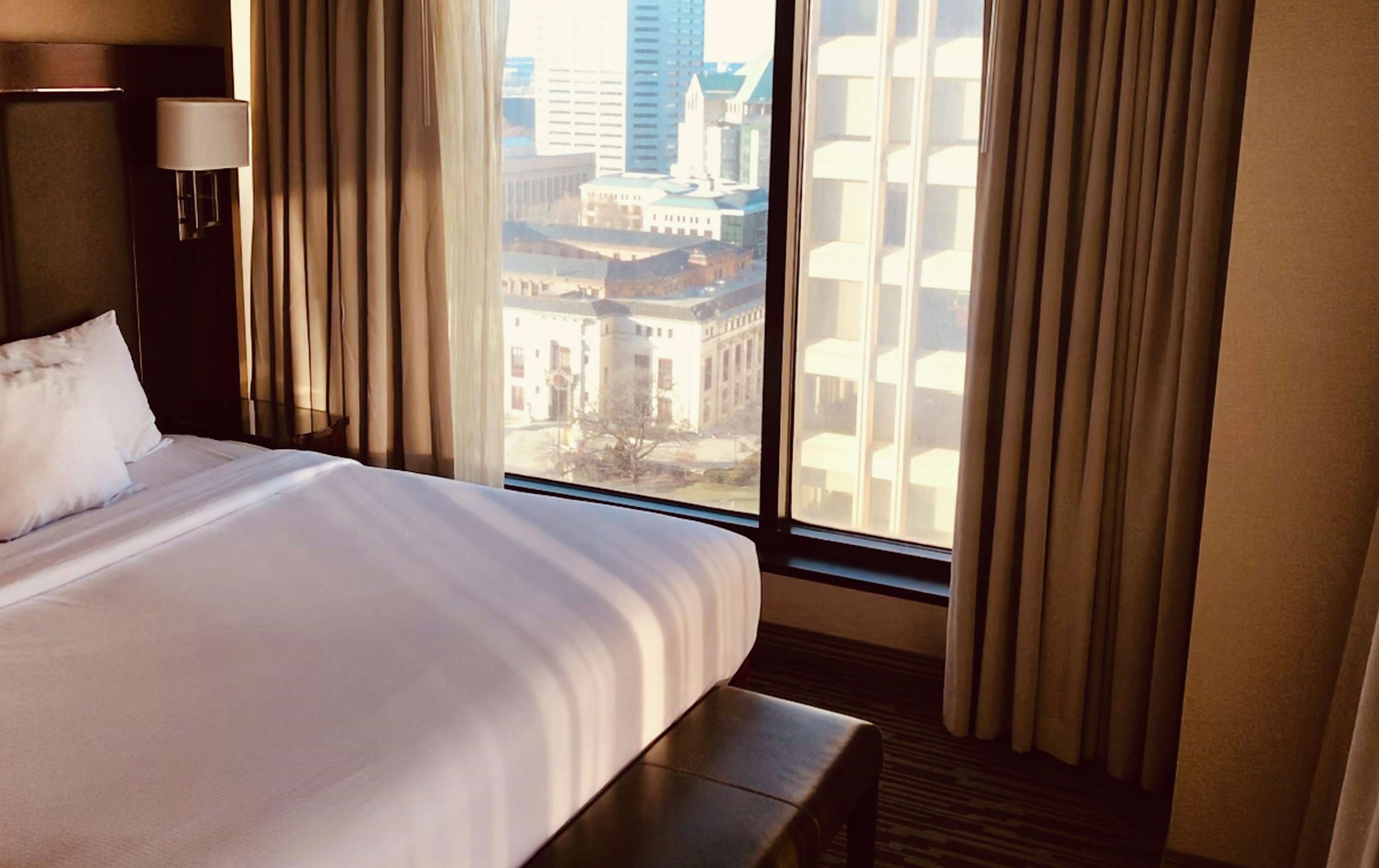 DoubleTree Suites by Hilton Hotel Columbus Downtown Photo