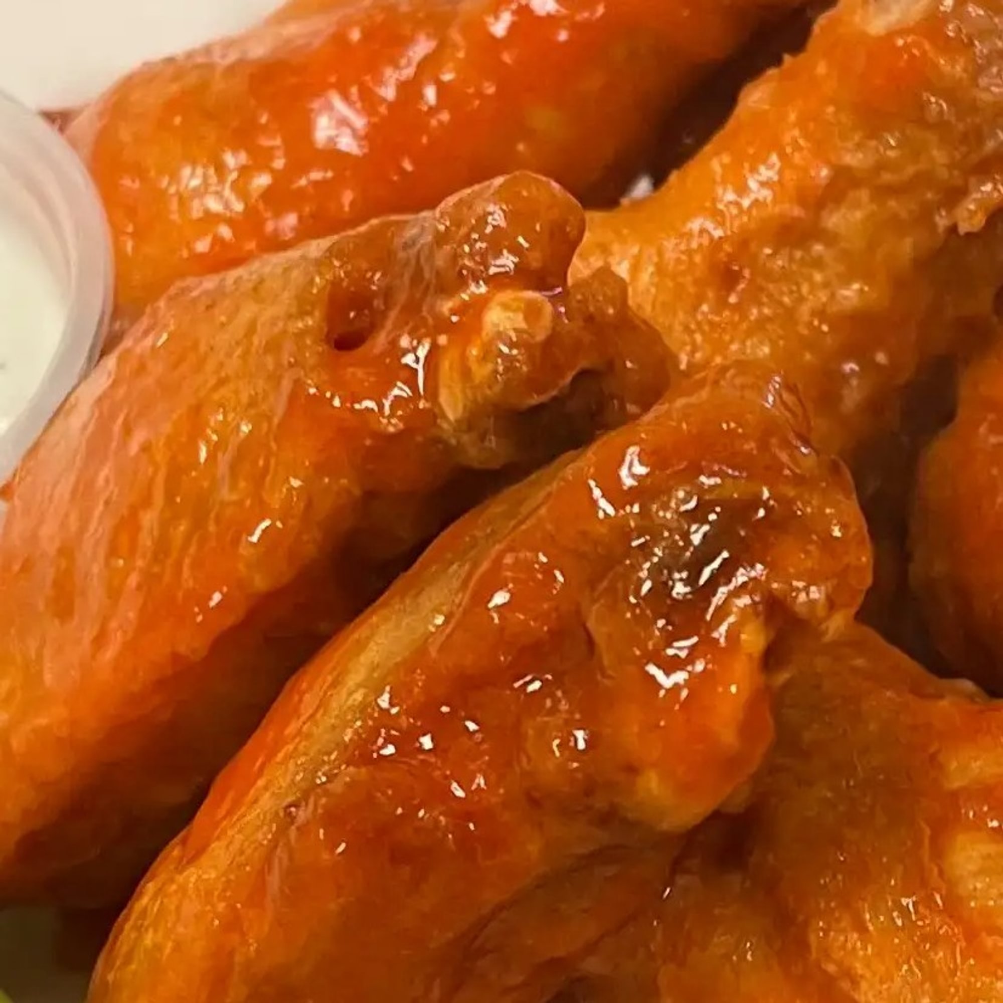 5 Wings Any Slice and Fountain Drink