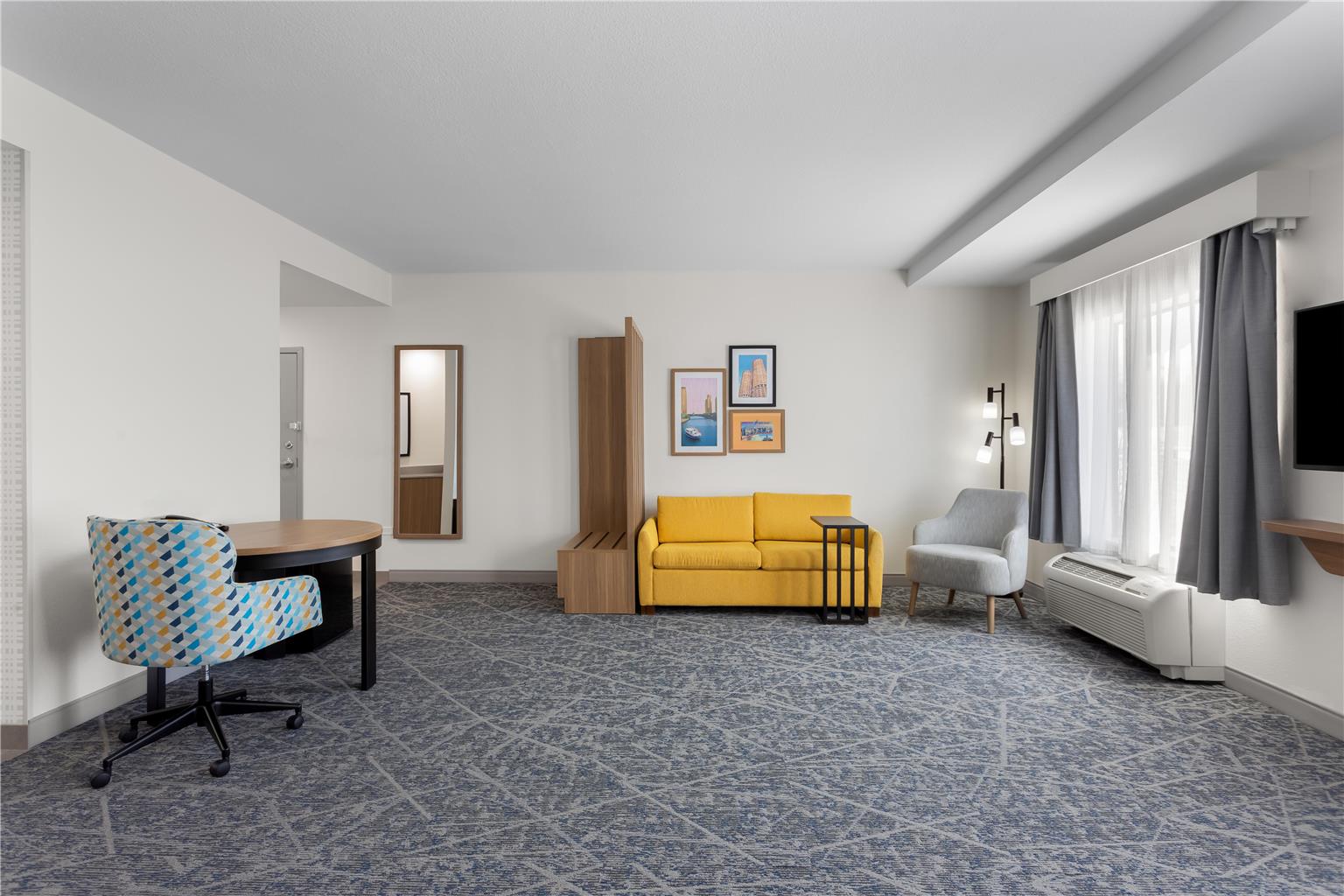 Hampton Inn & Suites Chicago Deer Park Image
