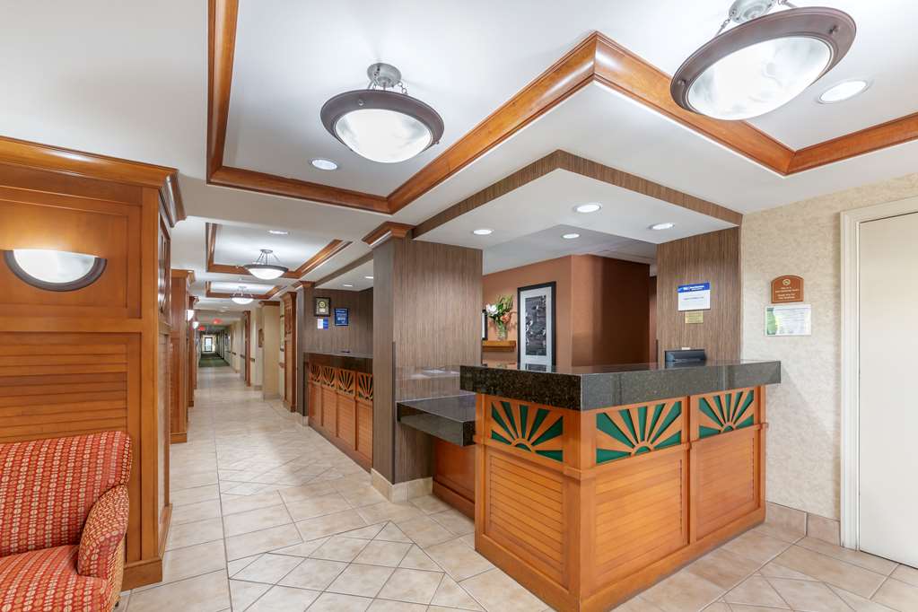 Best Western Plus Kendall Hotel & Suites Image