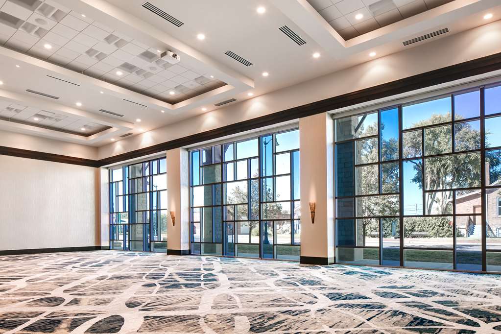 Hilton Garden Inn Manhattan Image