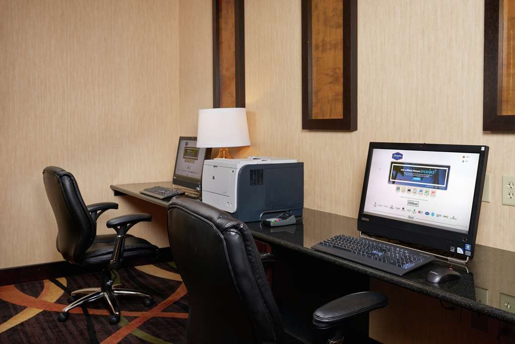 Hampton Inn Shrewsbury Image