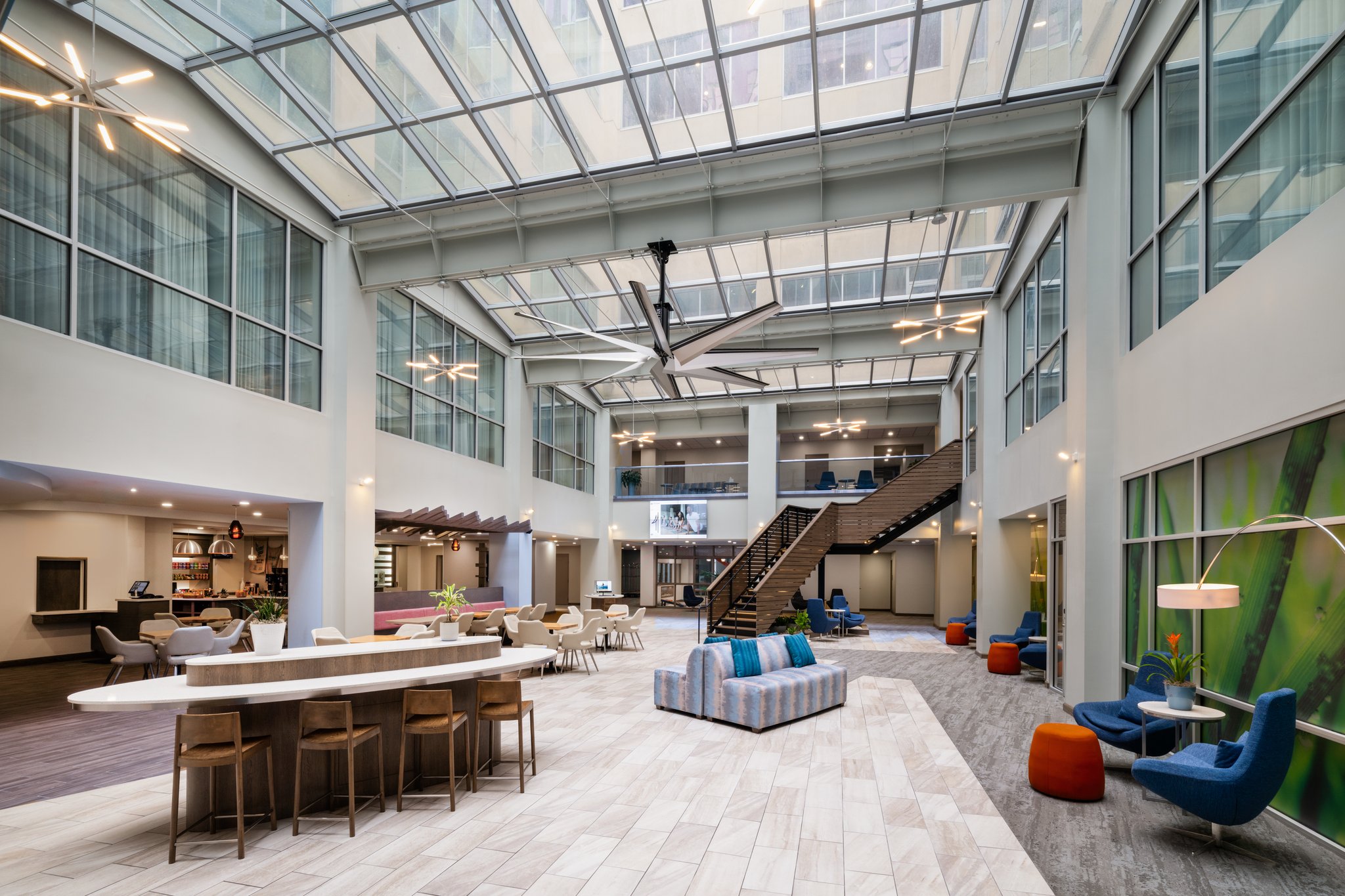 EVEN Hotel Pittsburgh Downtown by IHG Image