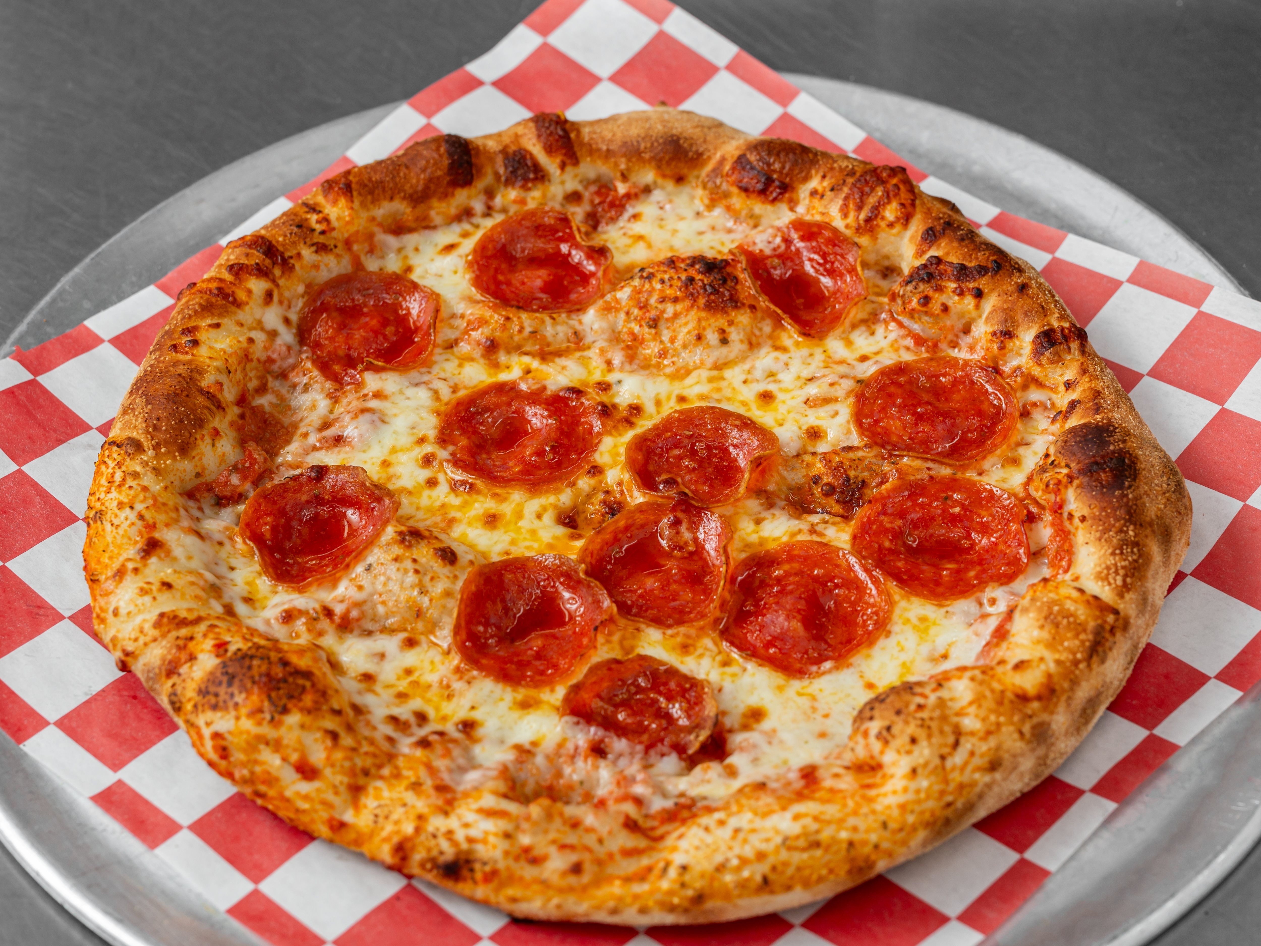 10" Pork Pepperoni Pizza