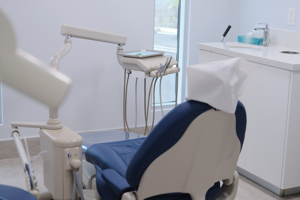 Farsio Dental Specialty Group Laguna Beach Image