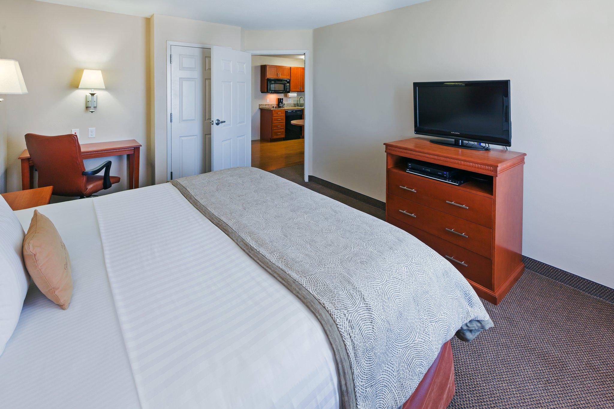 Candlewood Suites Ardmore Photo