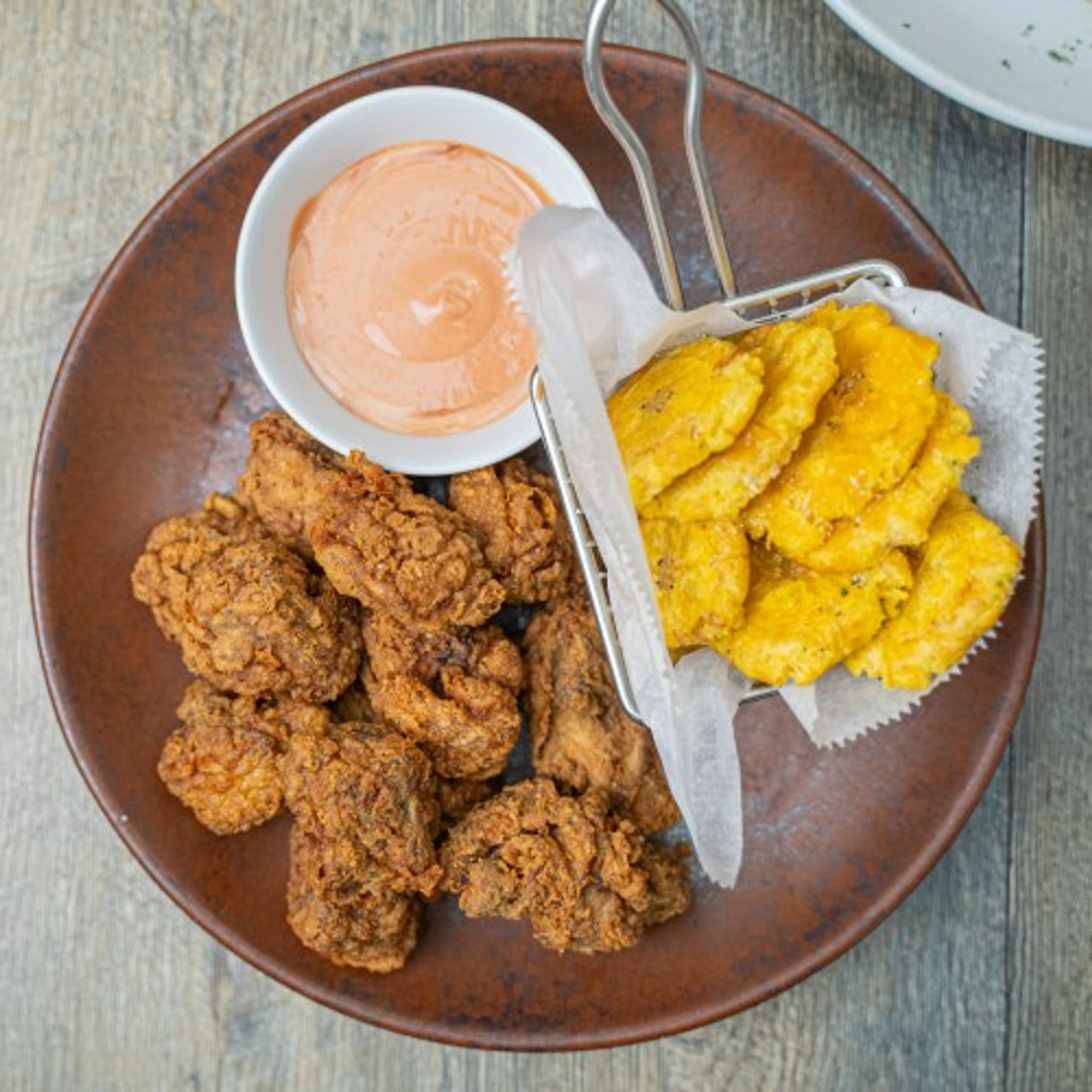 Chicharron De Pollo Con Hueso