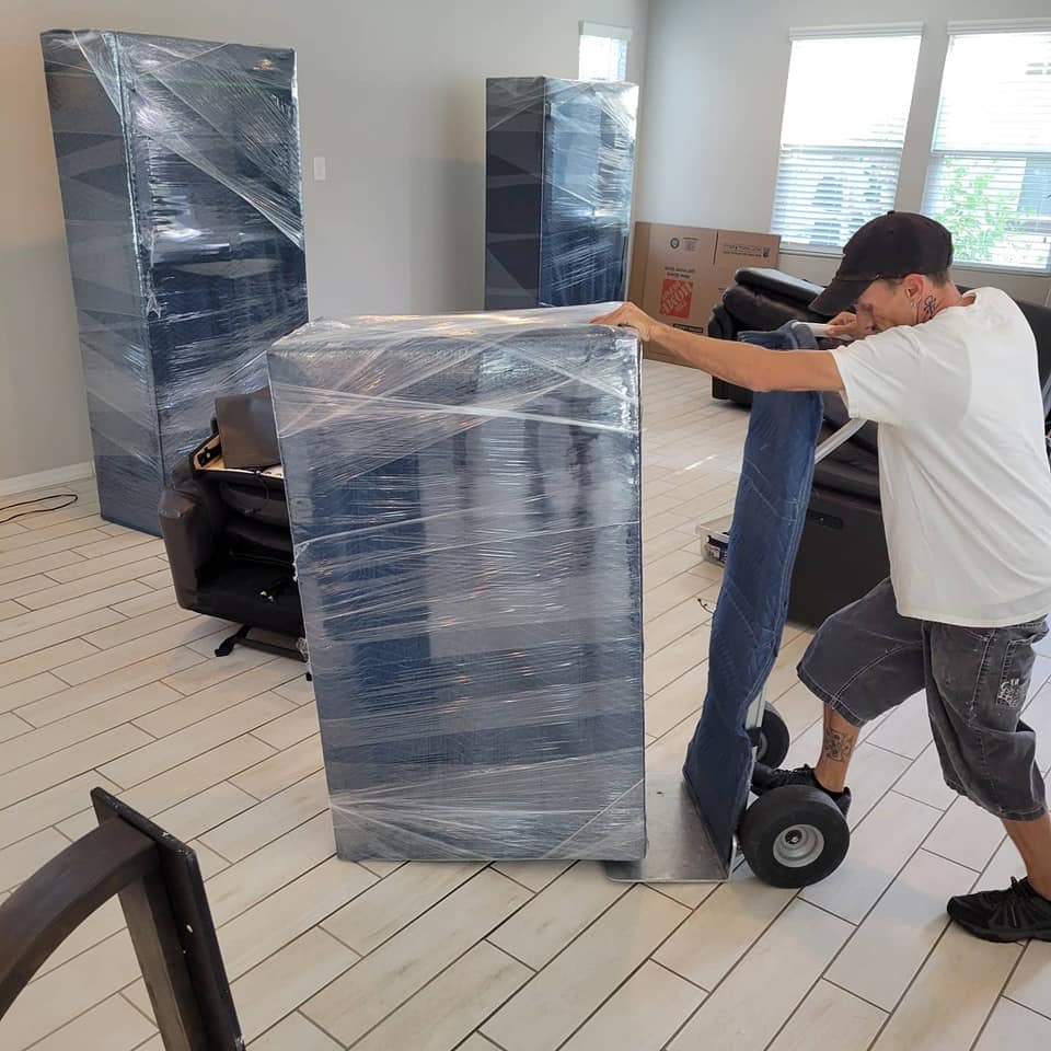 Donation Movers Image