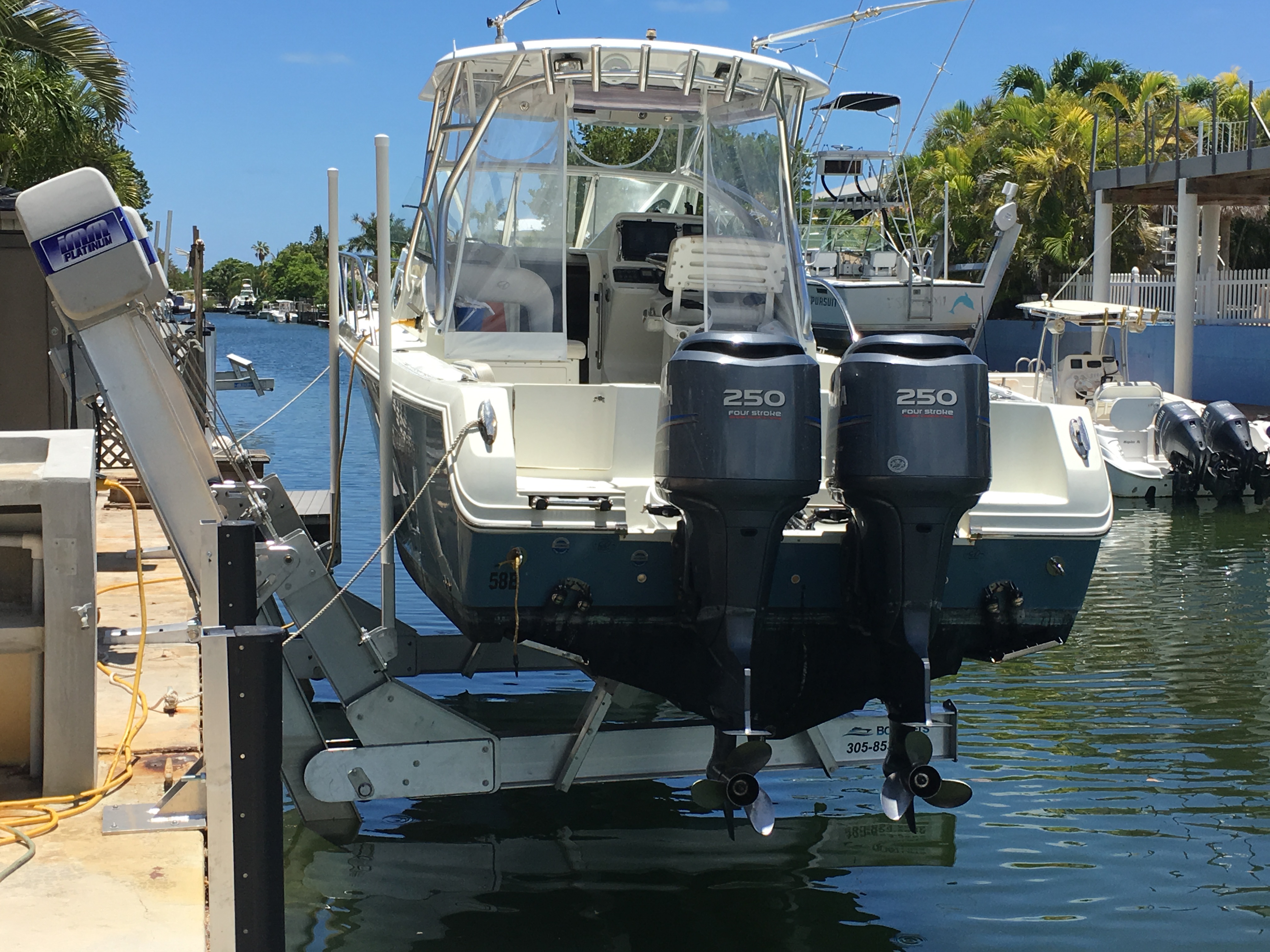 Boat Lifts of South Florida Photo