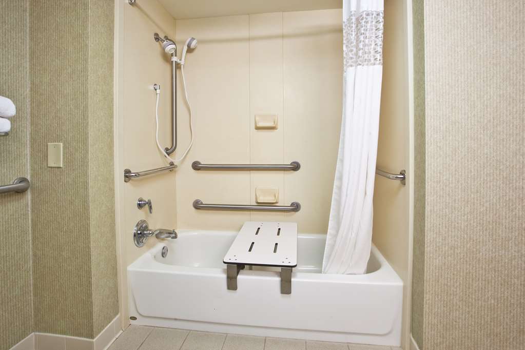 Hampton Inn Clifton Park Image