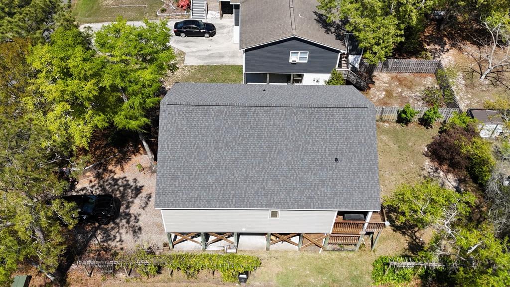 Willis Roofing Image