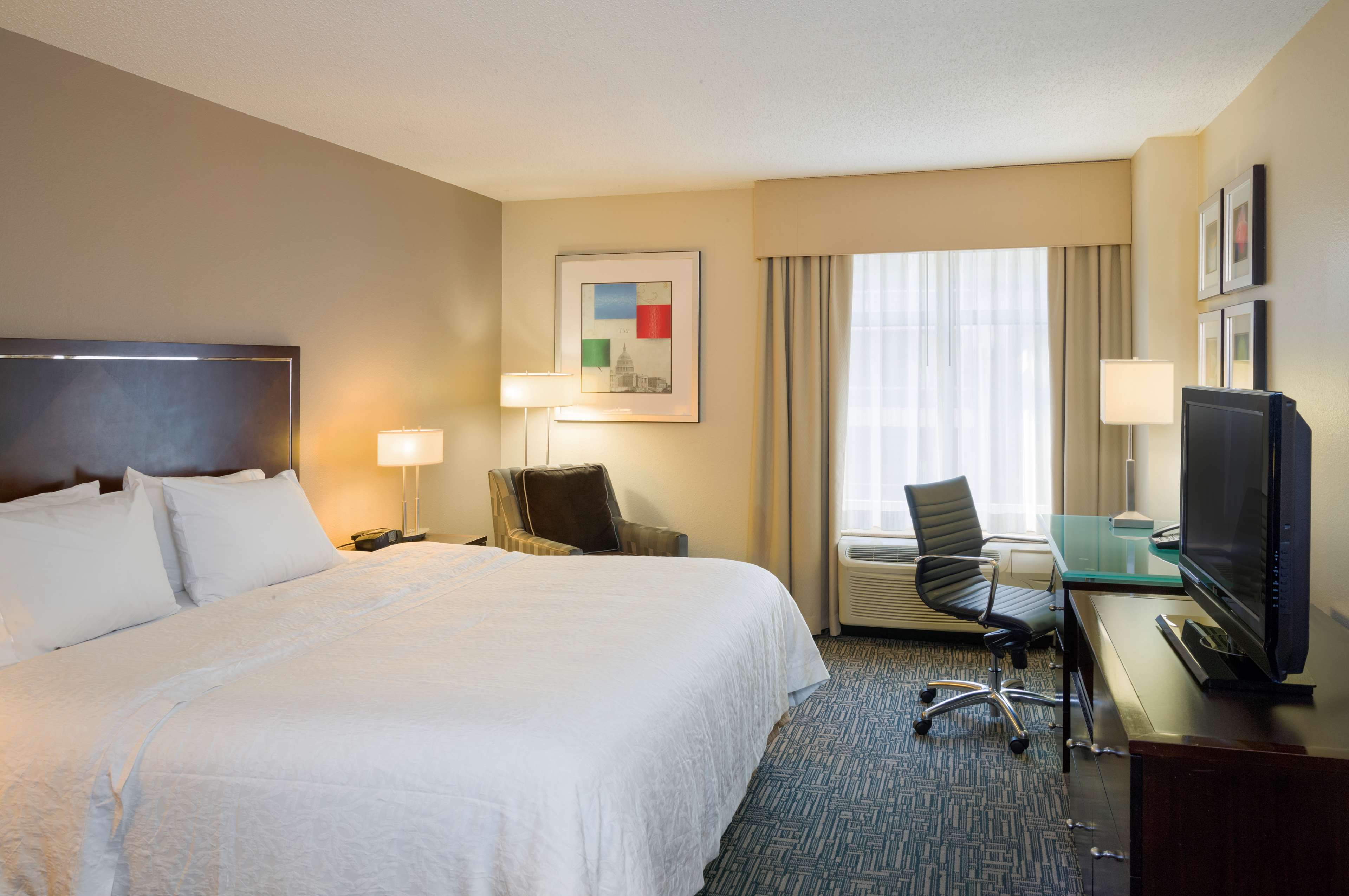 Hampton Inn Washington-Downtown-Convention Center Photo