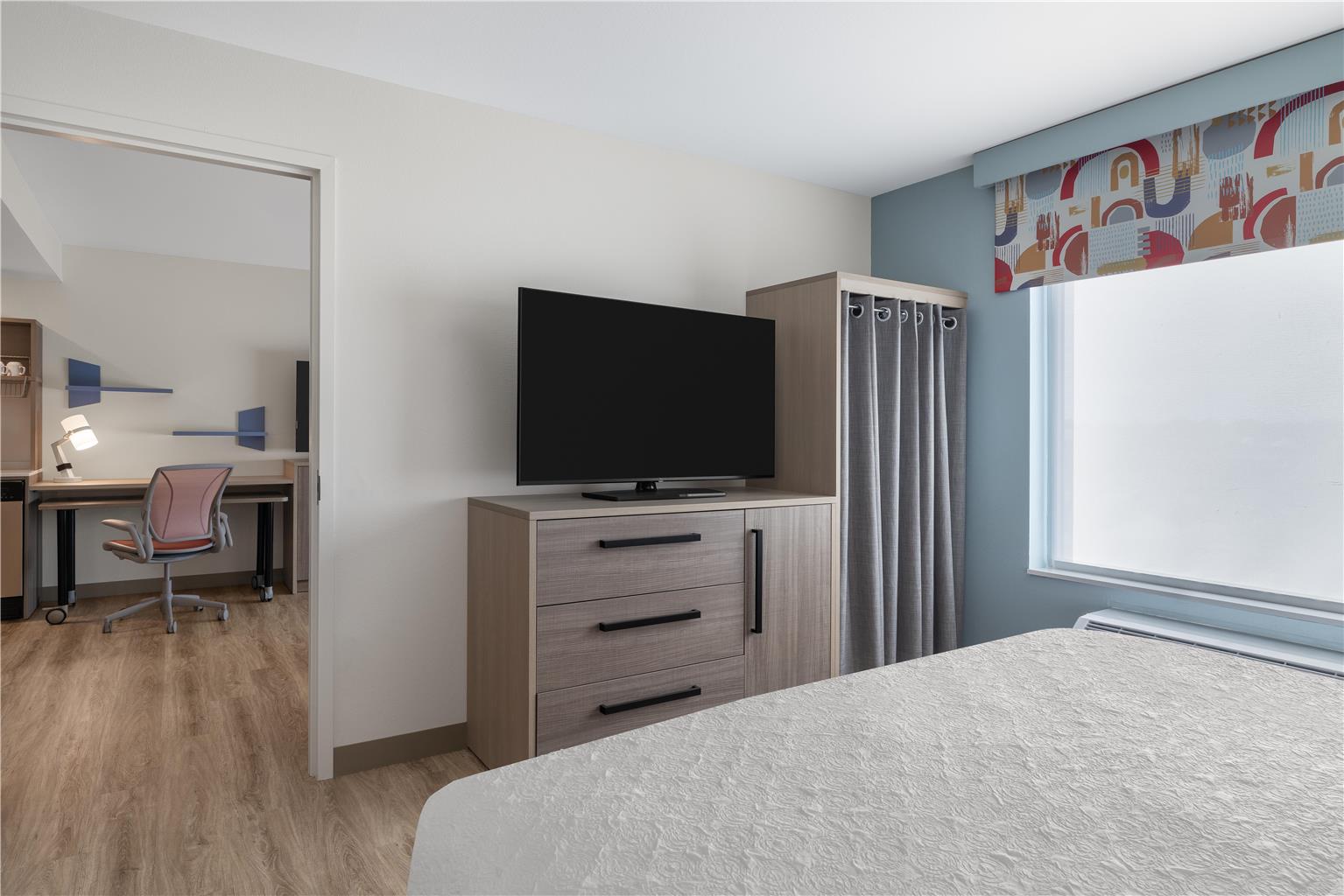 Home2 Suites by Hilton Muncie Image