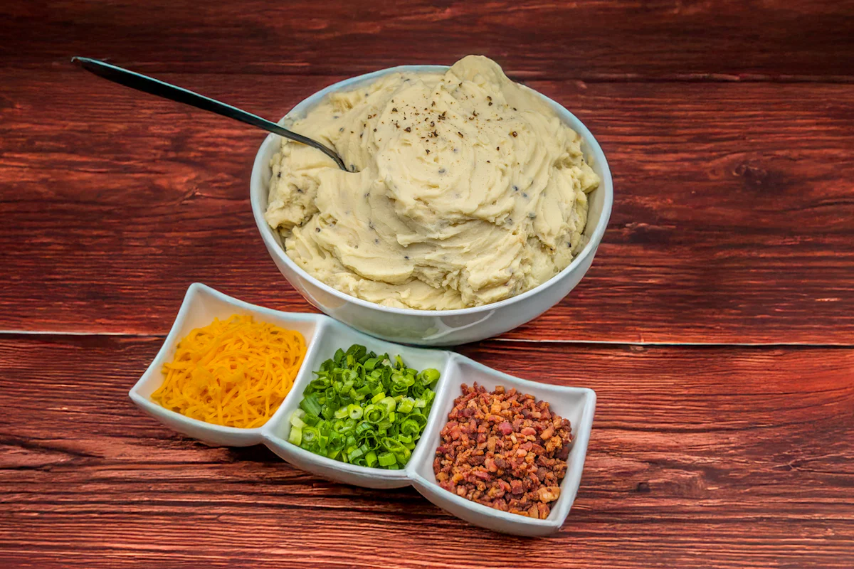 Loaded Mashed Potatoes Heat & Serve