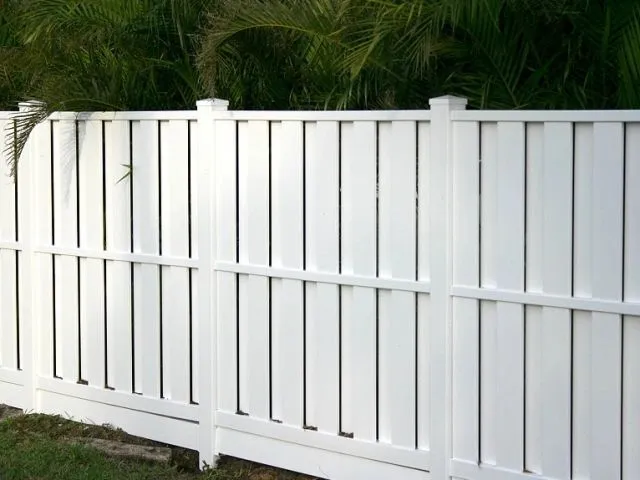 Vinyl Fencing