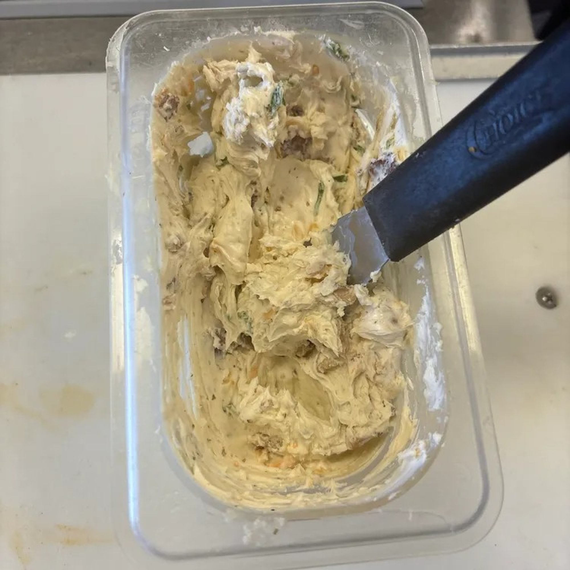 Bacon Cheddar Cream Cheese 2oz
