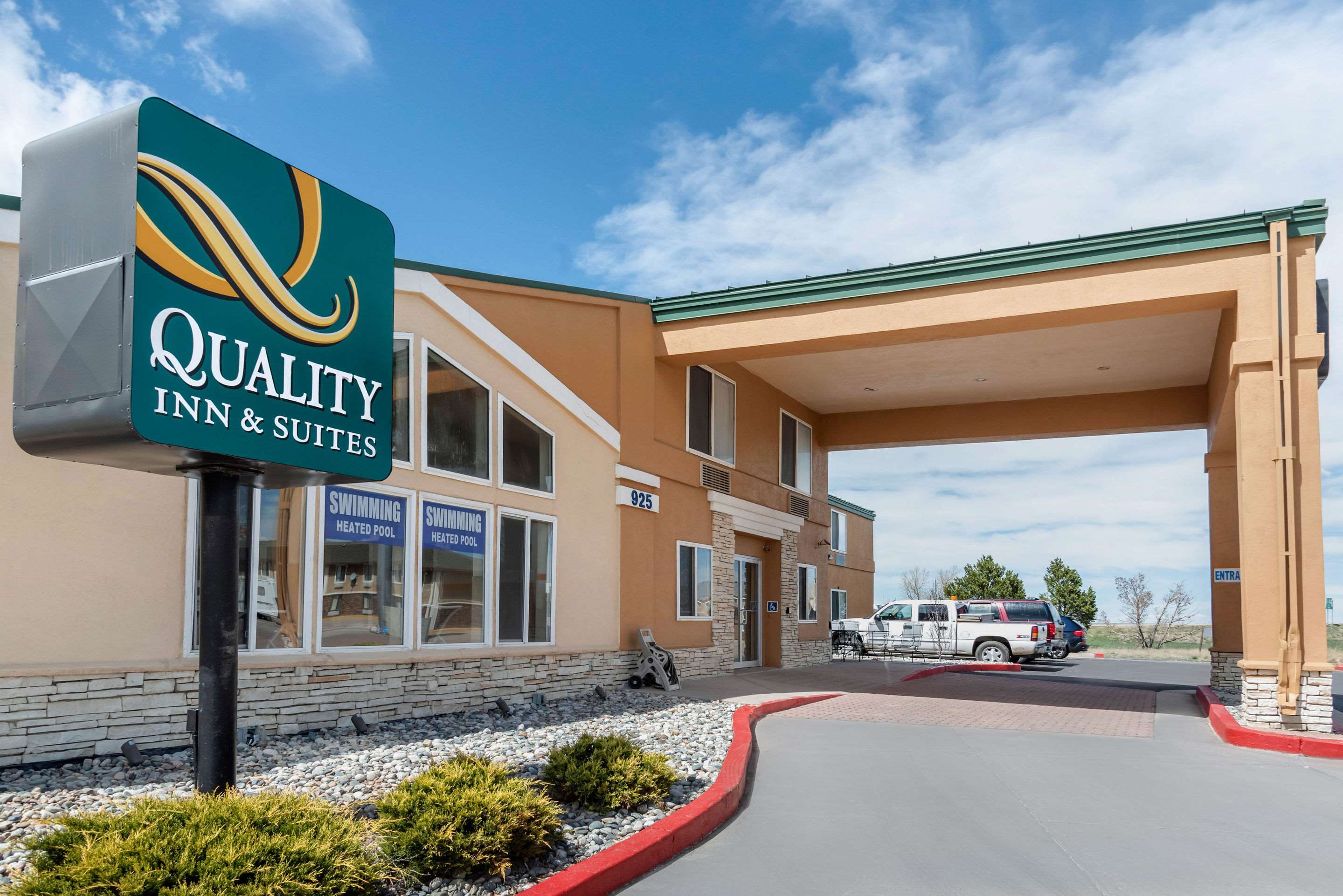 Quality Inn & Suites Limon Photo