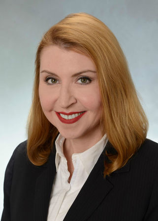 Images Joilyn Hanley: Allstate Insurance