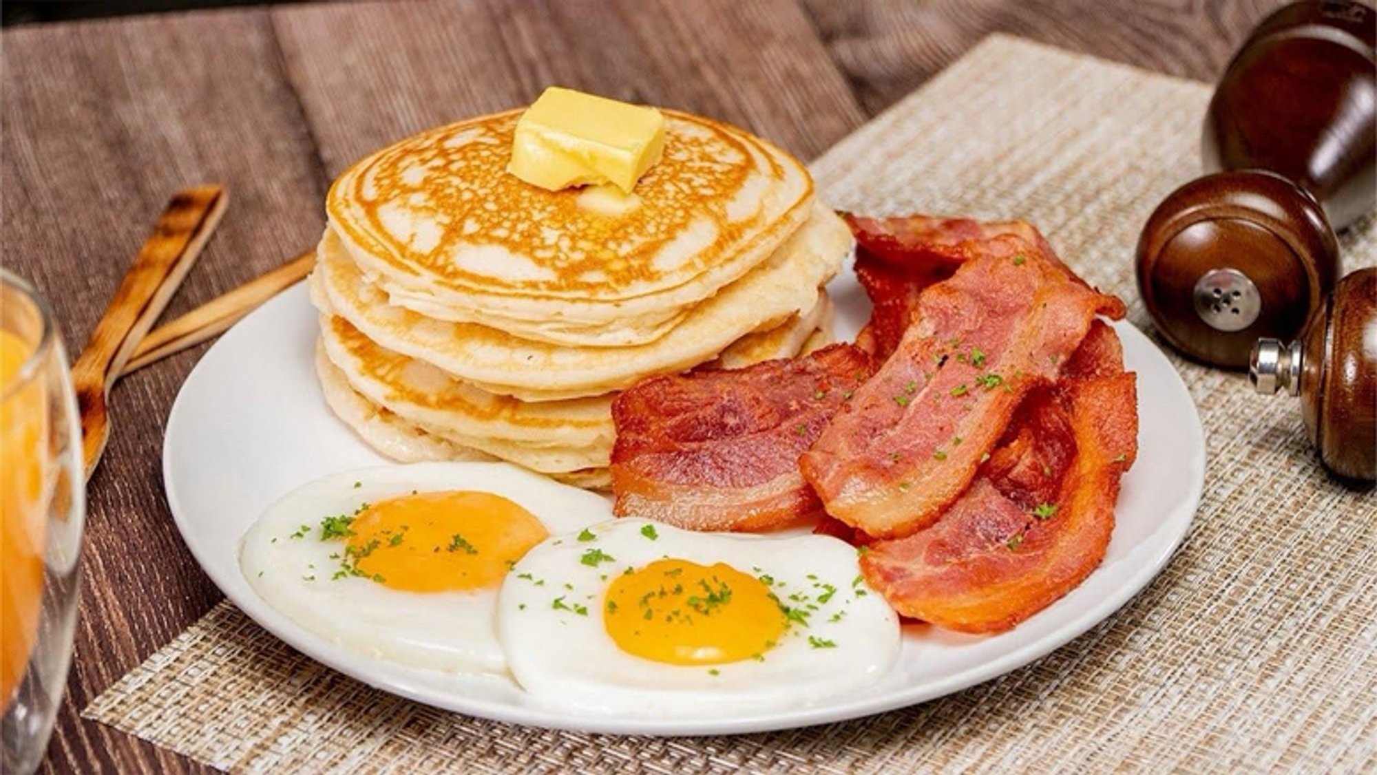 Buttermilk Pancakes Combo
