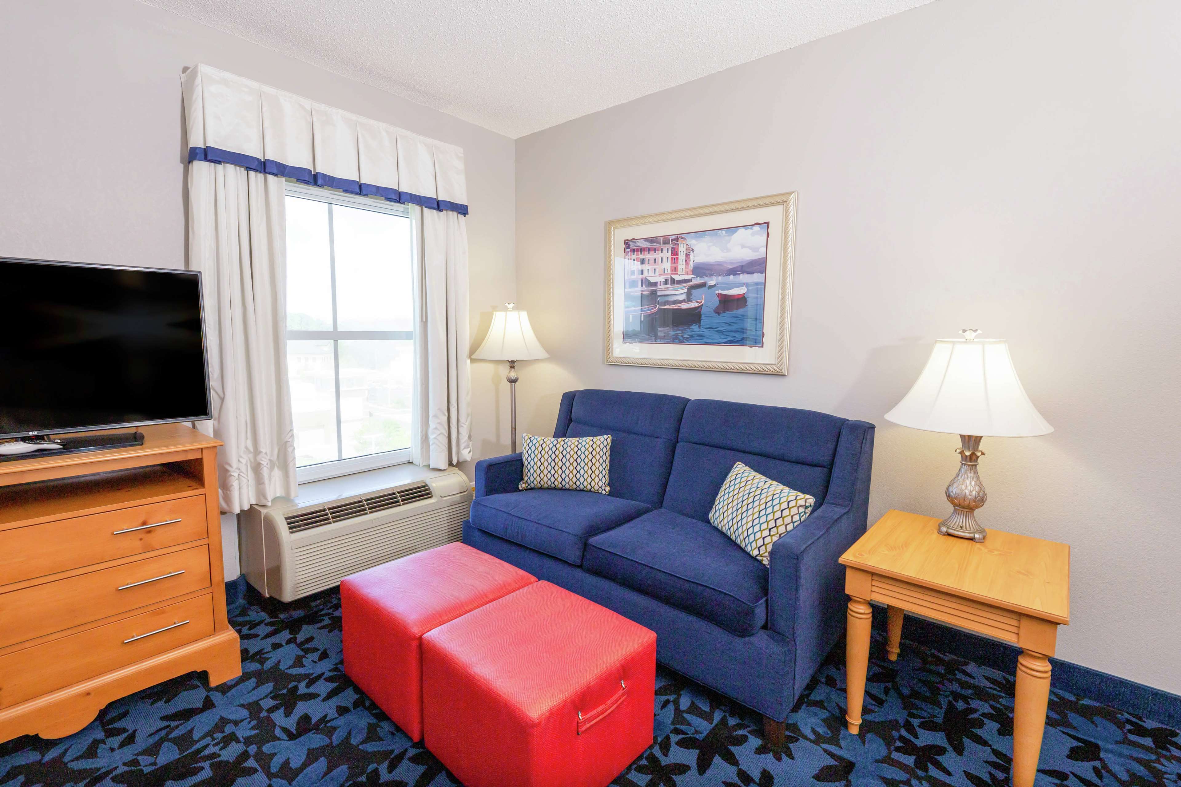 Hampton Inn & Suites Jacksonville Deerwood Park Photo