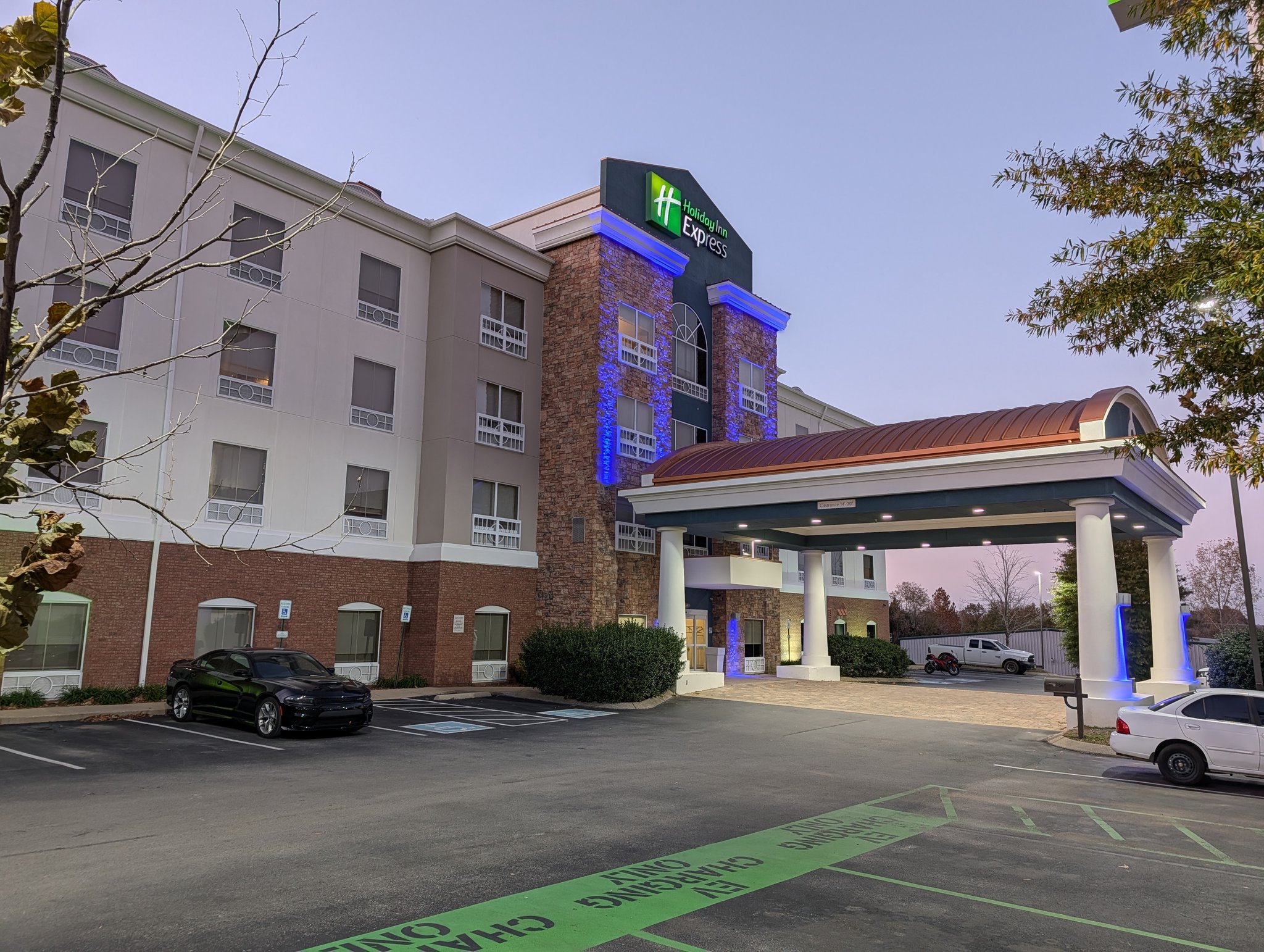 Holiday Inn Express Columbia by IHG Image