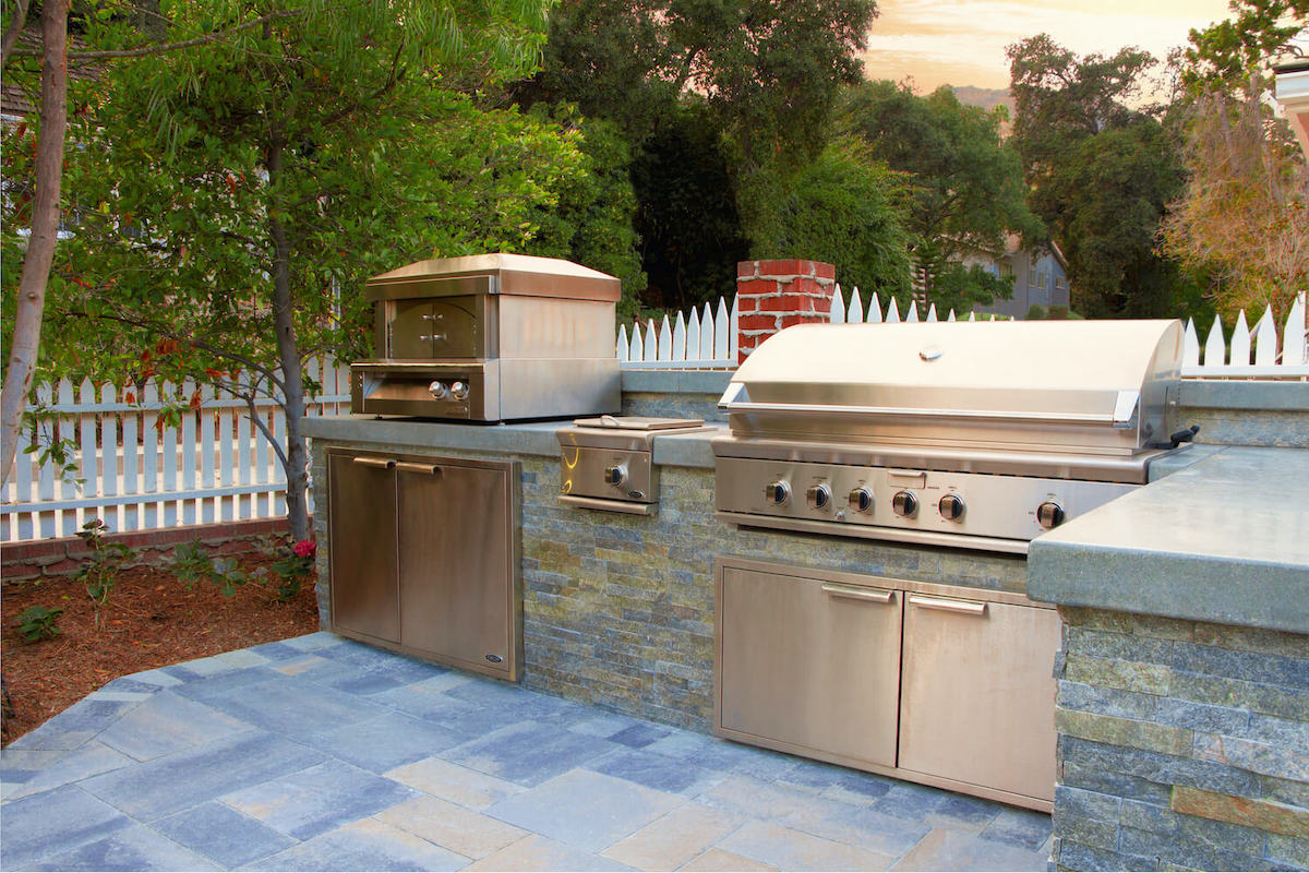 Prefabricated Outdoor Kitchens