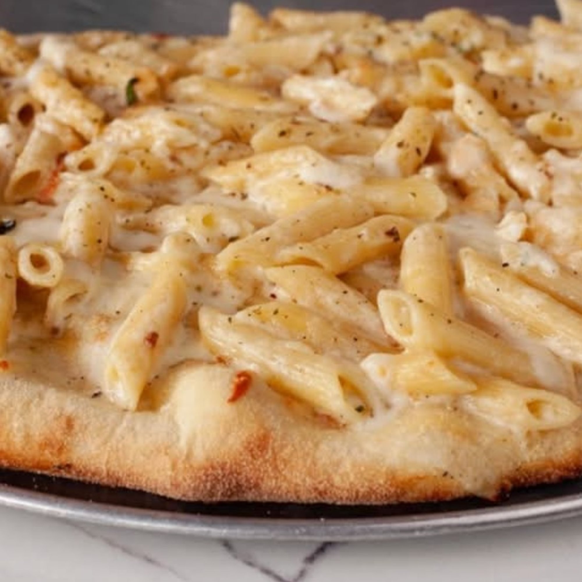 Penne Pasta Alfredo Pizza