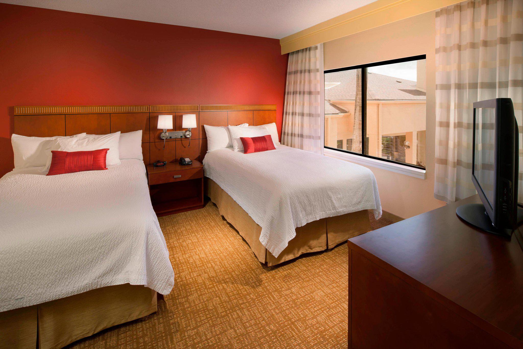 Courtyard by Marriott St. Petersburg Clearwater Photo