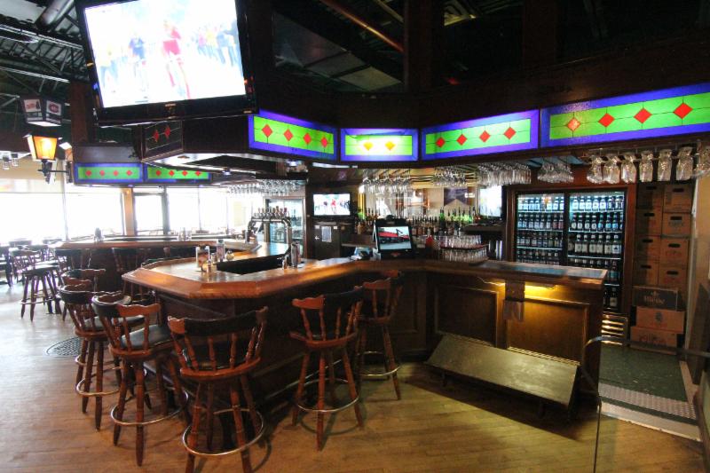 Restaurant Bar Le Stade, Chicoutimi QC Ourbis