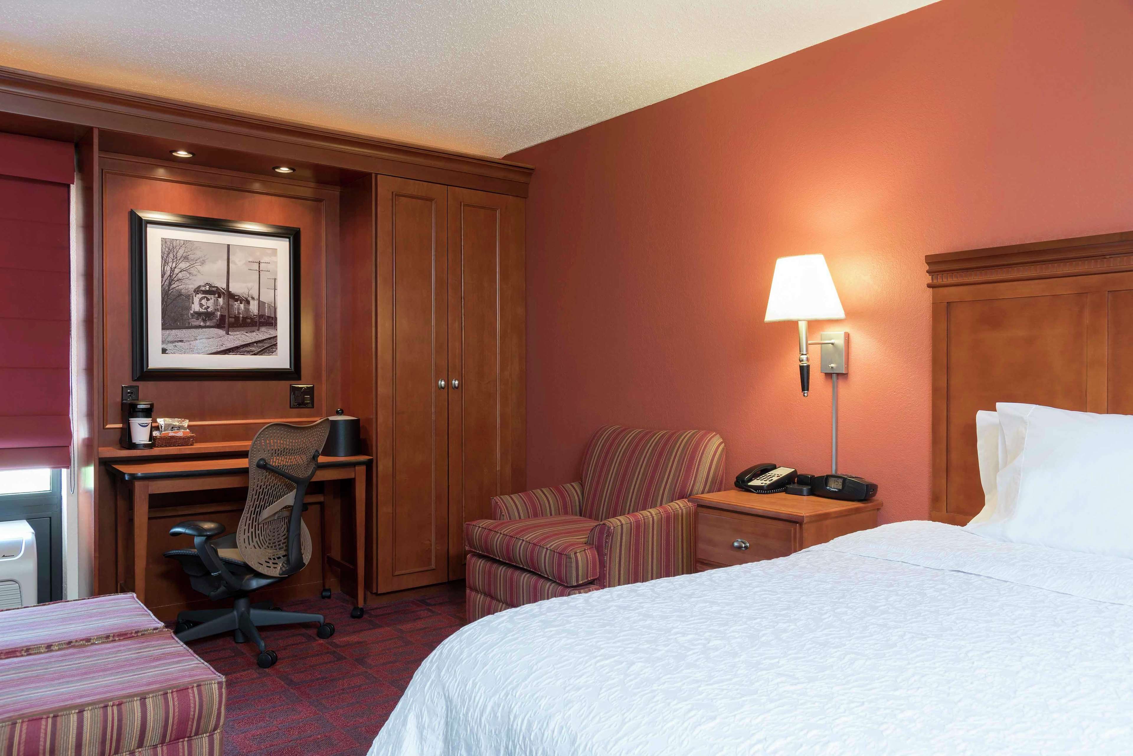 Hampton Inn Joliet - I-55 Photo