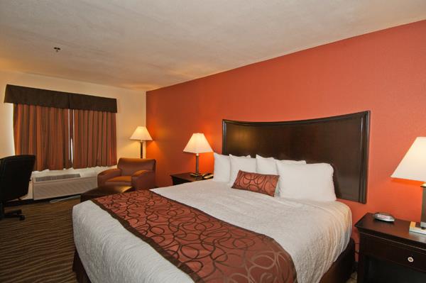 Best Western Plus Corning Inn Image
