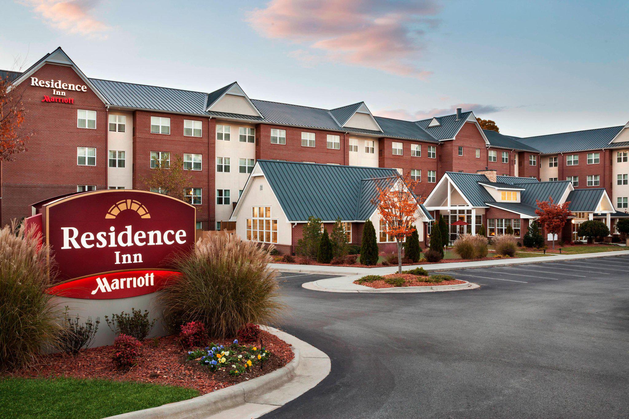 Residence Inn by Marriott Greensboro Airport Photo