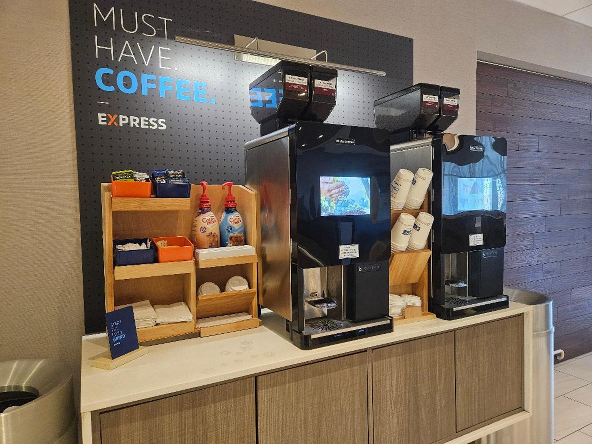 Holiday Inn Express & Suites Litchfield West by IHG Image