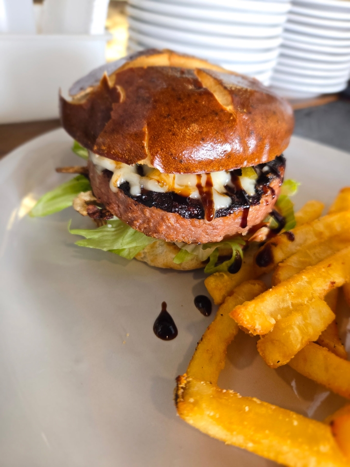 Vibin Vegan Burger