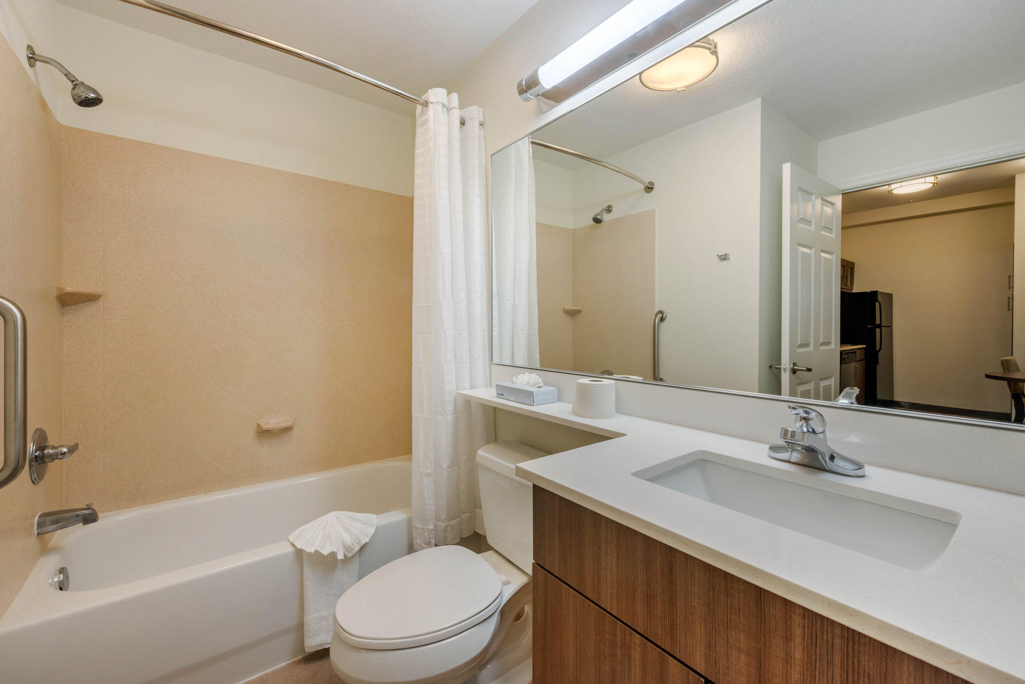 Candlewood Suites Fort Myers-Sanibel Gateway Photo